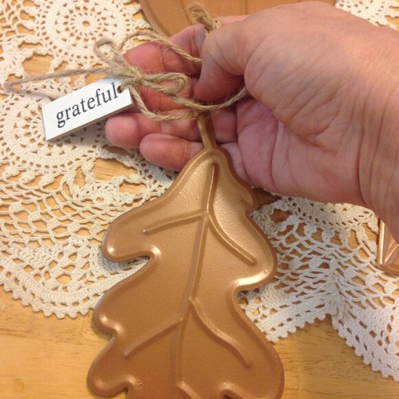 Rustic Farmhouse bronze colored decor with positive vibes - Picture 4 of 8